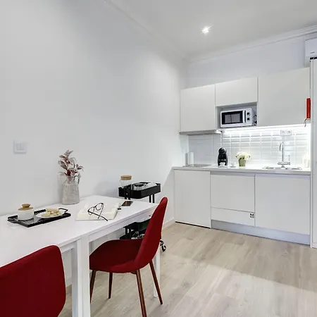 Downtown Lovers Bombarda 451 * 포르투