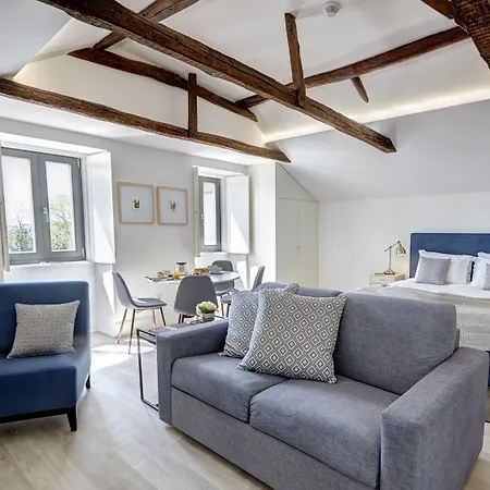 Downtown Lovers Bombarda 451