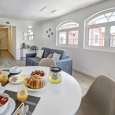 Downtown Lovers Bombarda 451 Porto