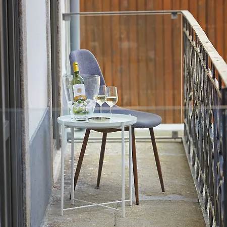 Downtown Lovers Bombarda 451 Hotel