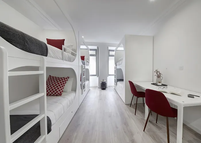 Downtown Lovers Bombarda 451 *