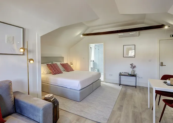 Downtown Lovers Bombarda 451 Hotell *