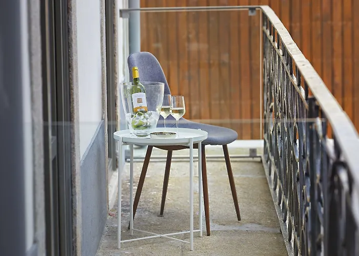 Downtown Lovers Bombarda 451 Hotell