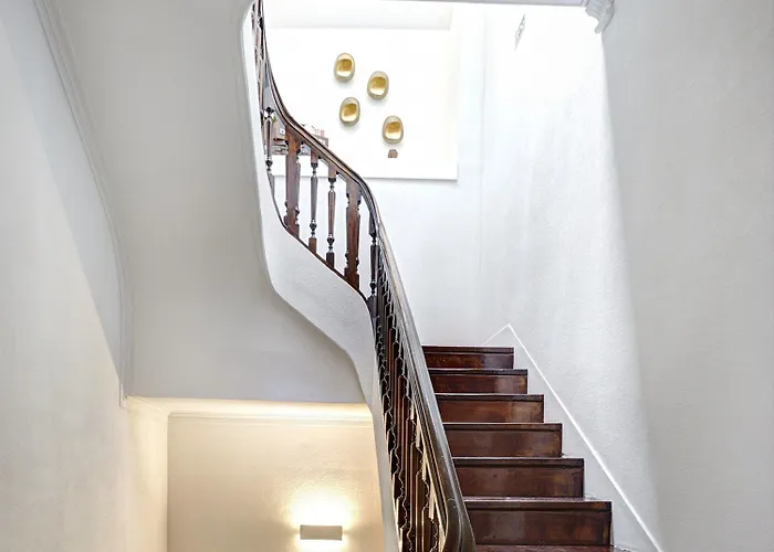 Downtown Lovers Bombarda 451 * Porto