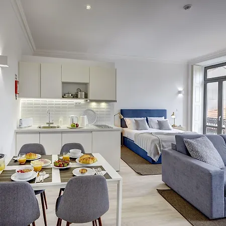 Downtown Lovers Bombarda 451 * Porto