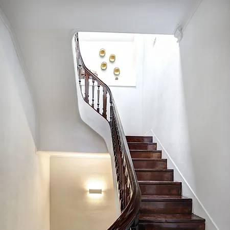 Downtown Lovers Bombarda 451 * Porto