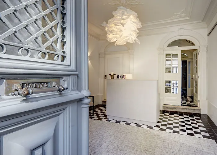 Downtown Lovers Bombarda 451