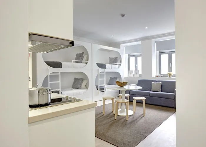 Downtown Lovers Bombarda 451 포르투