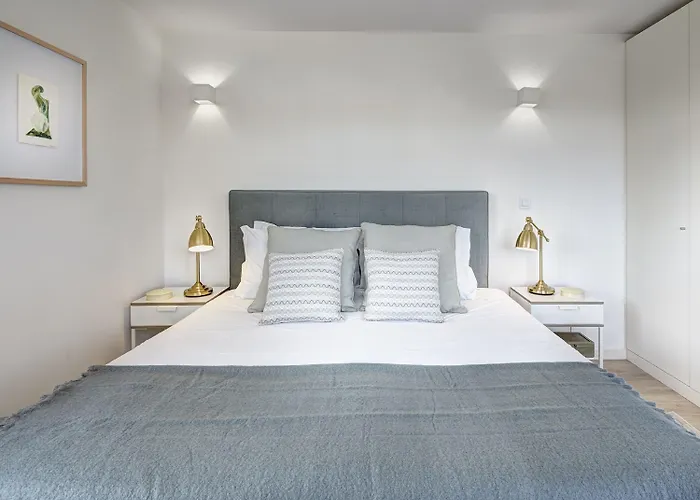 Downtown Lovers Bombarda 451 Hotel