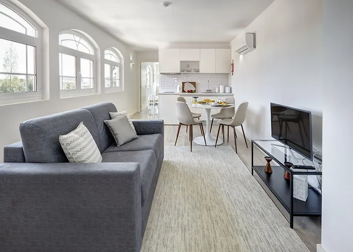 Hotel Downtown Lovers Bombarda 451 *